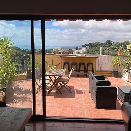 T2 Traversant Avec Une Grande Terrasse Et Piscine Cagnes-sur-Mer Luaran gambar
